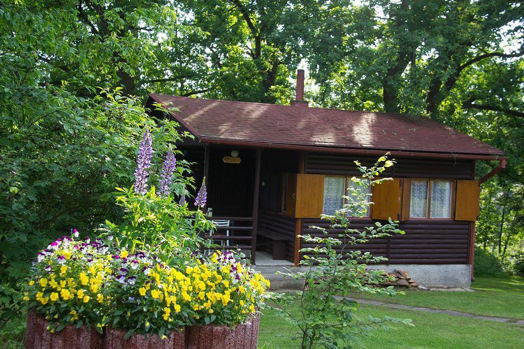 The Hideaway Lodge *